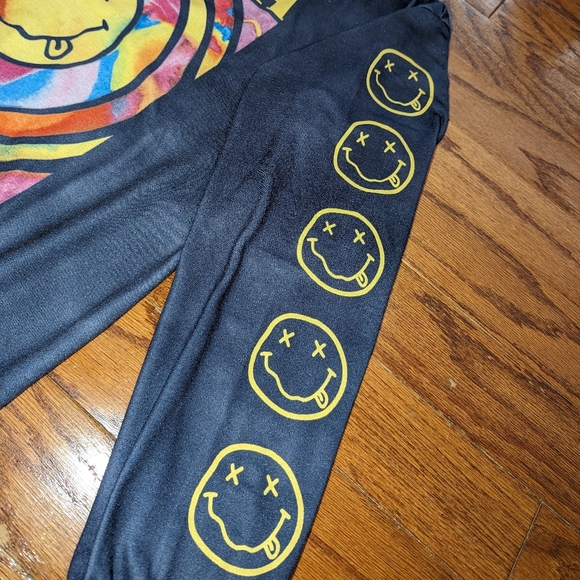 Nirvana long sleeve shirt - large - gray - yellow smiley down left sleeve - Picture 5 of 7